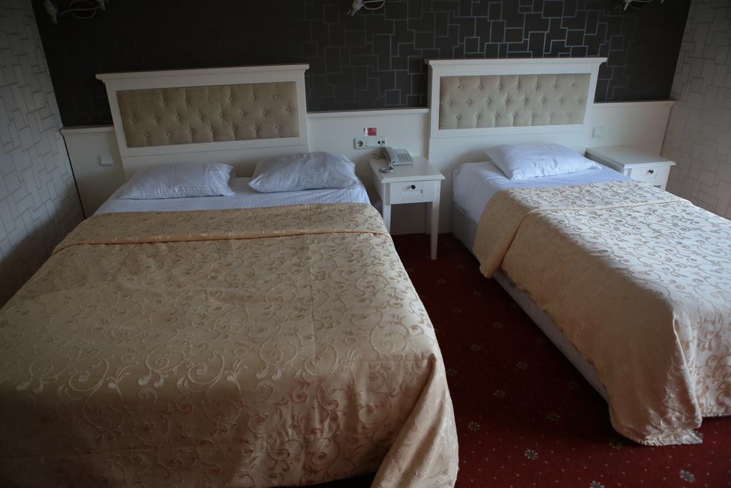 סאמסון Amisos Hotel מראה חיצוני תמונה